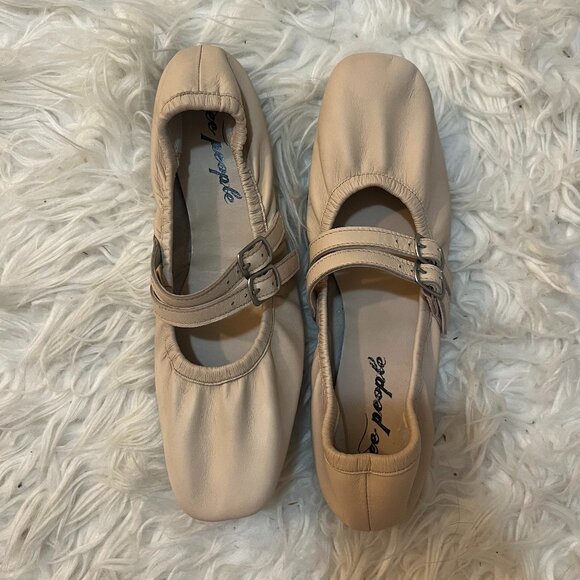 NWOT Free People Gemini Ballet Flat In Natural Size 8.5 Tan Beige Slip on She - Picture 1 of 6